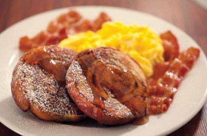 Mimi's Café: Pain Perdu Breakfast for $4.25