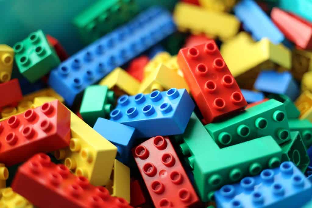 the-scientific-reason-why-stepping-on-a-lego-hurts-so-so-much