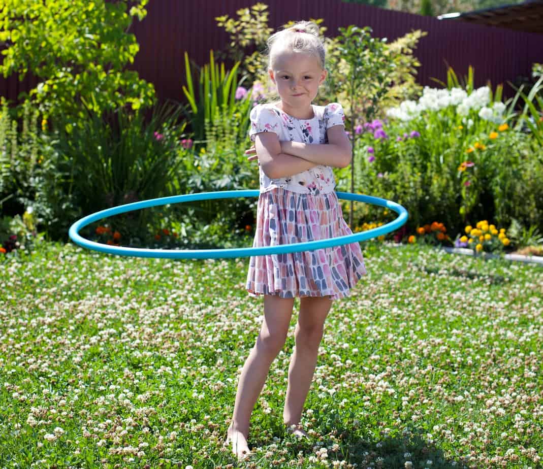 Collection 98+ Wallpaper Little Girl Trying To Hula Hoop Excellent