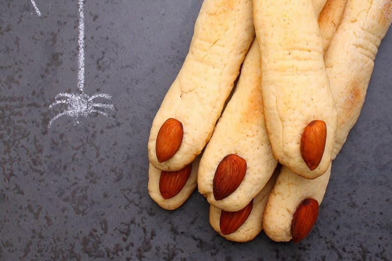 How to make tasty, ghoulish Halloween &amp;#39;fingers&amp;#39; - Living On The Cheap