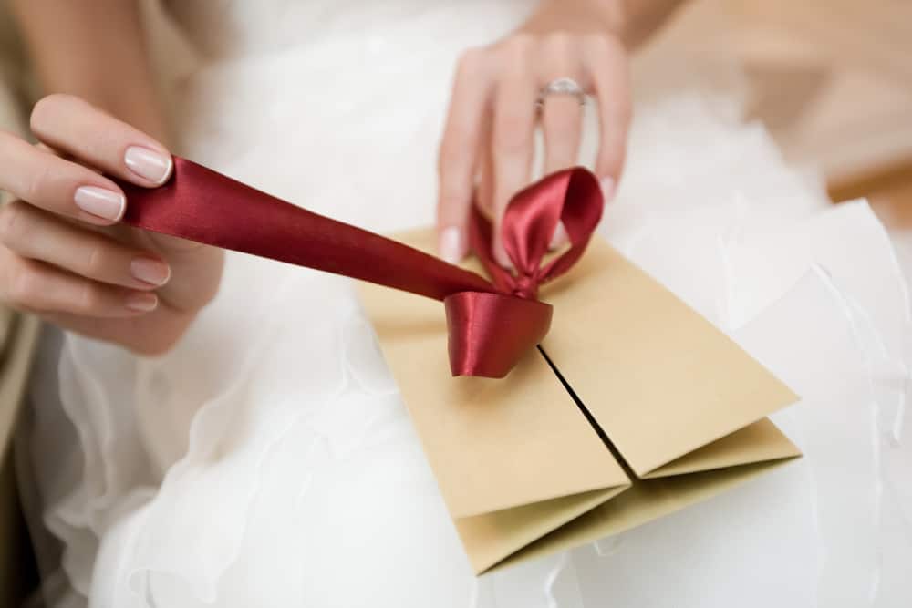 Thoughtful Wedding Gifts That Don T Cost A Fortune Living On The Cheap