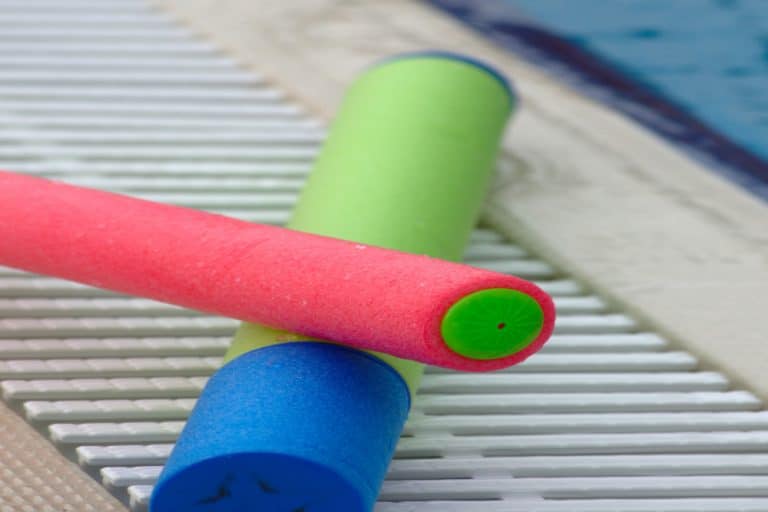 16 Life Hacks Using Pool Noodles And Other Summer Clearance Items ...