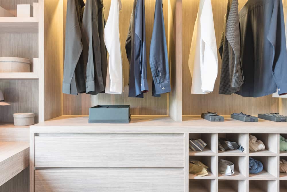 How to start a minimalist wardrobe - Living On The Cheap